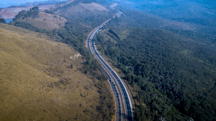 BR-040%20ganhar%C3%A1%20estrutura%20de%20ponta%20com%20lavanderia%20e%20pernoite%20para%20caminhoneiros