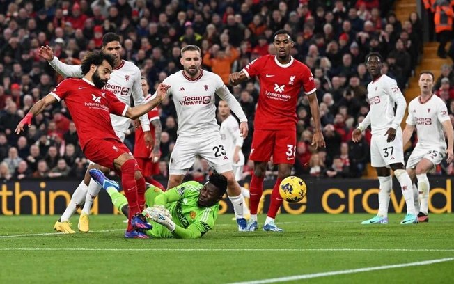 Liverpool e Manchester United empataram em 0 a 0 no único clássico desta temporada