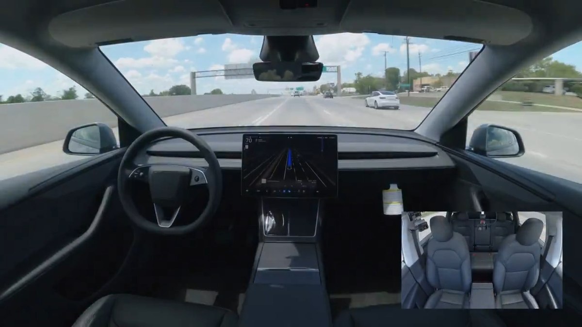 Tesla realiza primeira entrega de carro sem motorista ou operador
