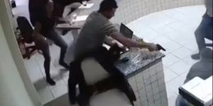 Filho que atirou em réu durante júri para vingar pai é absolvido