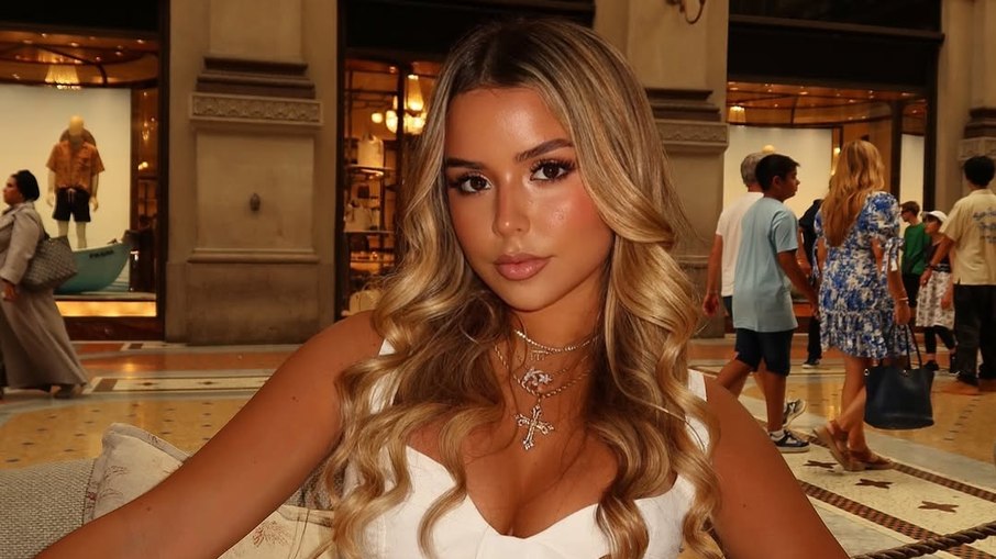 Giulia Arruda, natural do Rio de Janeiro, durante viagem para a Itália