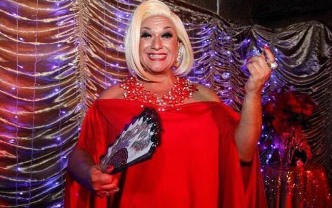 O crossdresser Jaime começou a se montar como Hebe há três anos