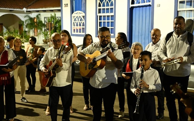 Paracatu em Serenata retorna às ruas com edição especial