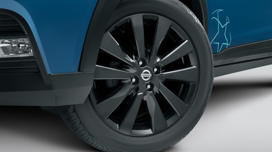 Nissan Kicks UCL conta com adesivos da competição Nissan Kicks UCL conta com adesivos da competição