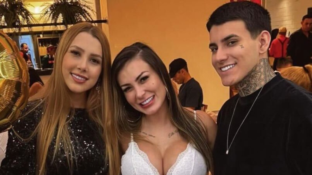 Andressa Urach com o filho, Arthur Urach, e a nora, Gaby Ayala