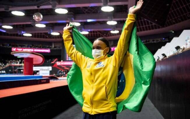 Rebeca Andrade se classifica para a final do Troféu Brasil de ginástica na 1ª posição
