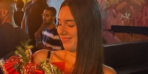 Corpo de jovem morta em Porsche não foi liberado pela polícia