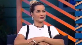 Peões brigam sobre condição financeira e aparência no 