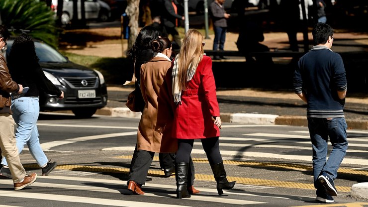 Calor segue no interior de SP, mas frio já tem data para chegar