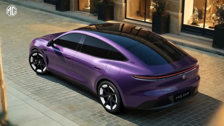Sedã fastback elétrico da MG tem autonomia de até 840 km no ciclo chinês CLTC