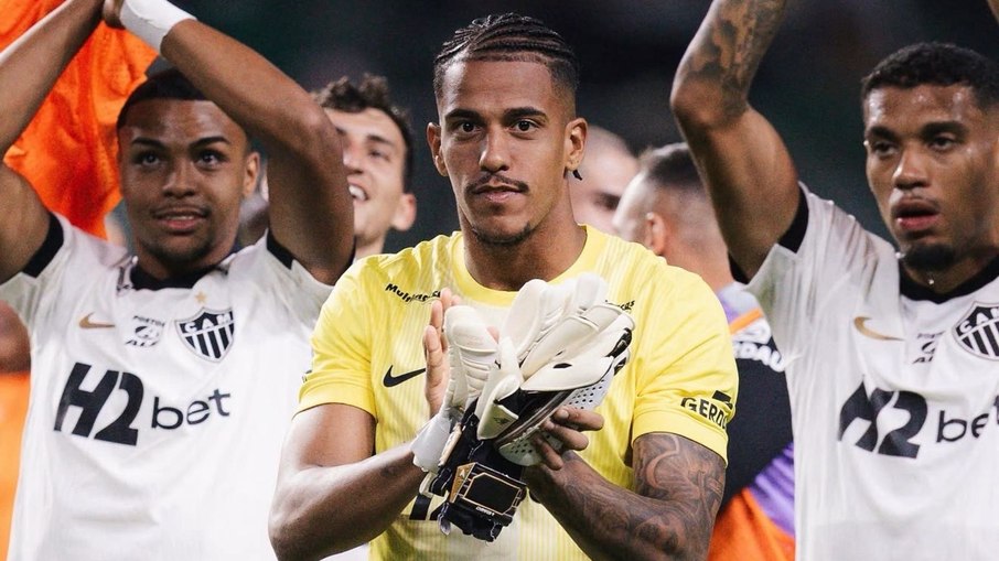 Gabriel Delfim, titular contra o Vitória, é o favorito para defender o gol atleticano contra o Cruzeiro