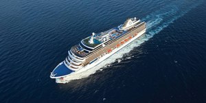 Oceania Marina sai do porto de Santos sem previsão de retorno