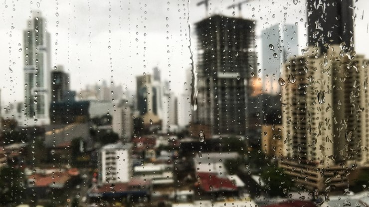 Inmet emite alertas de chuvas intensas para este domingo (17)