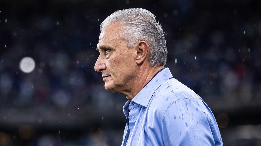 Tite foi para o jogo muito pressionado