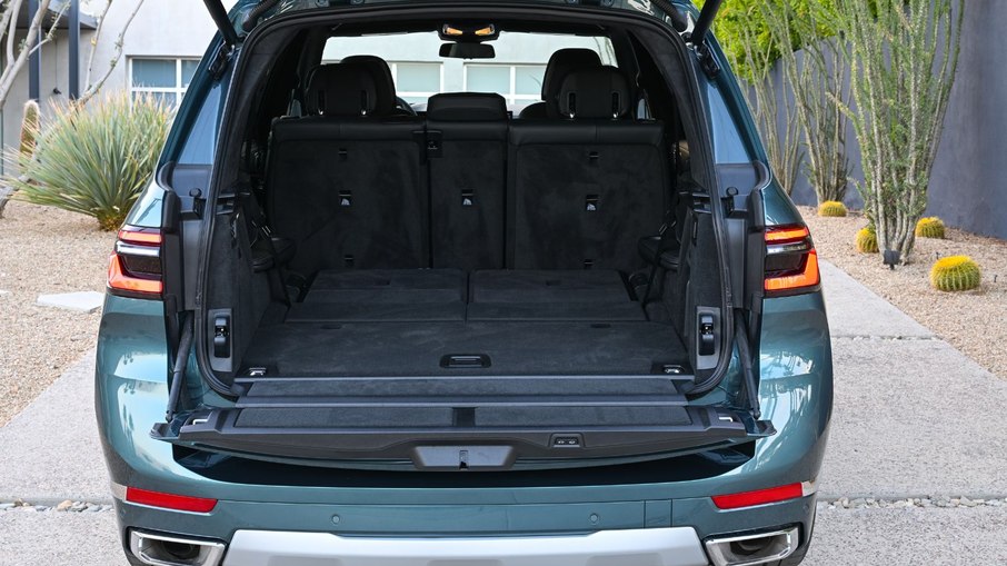 Porta-malas do BMW X7 xDrive40i M Sport Porta-malas do BMW X7 xDrive40i M Sport