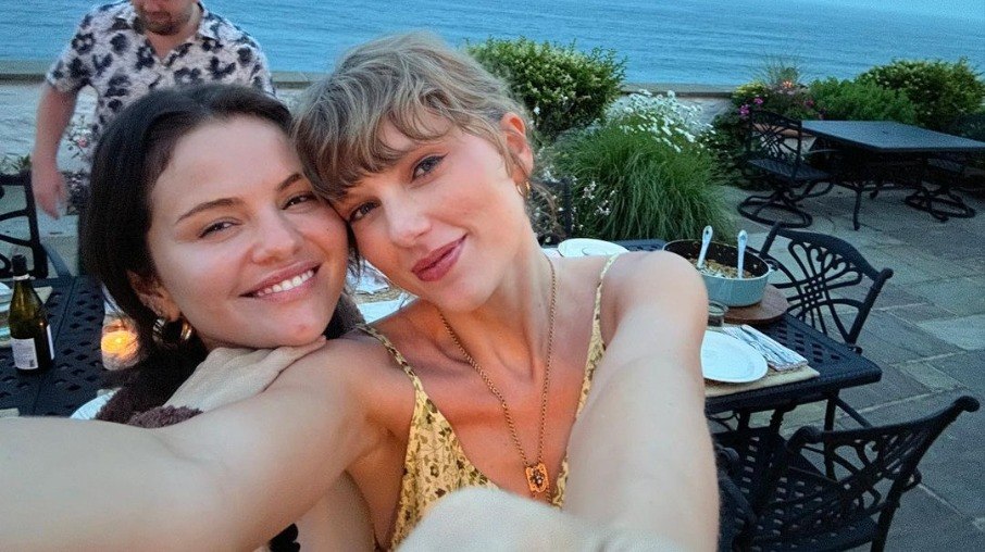 Selena Gomez e Taylor Switf