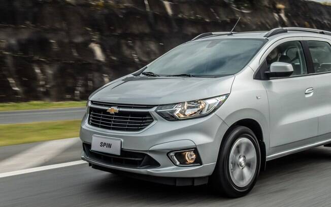 GM lança linha 2022 da minivan Spin com versão LS automática