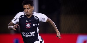 Allan pode gerar multa milionária ao Corinthians