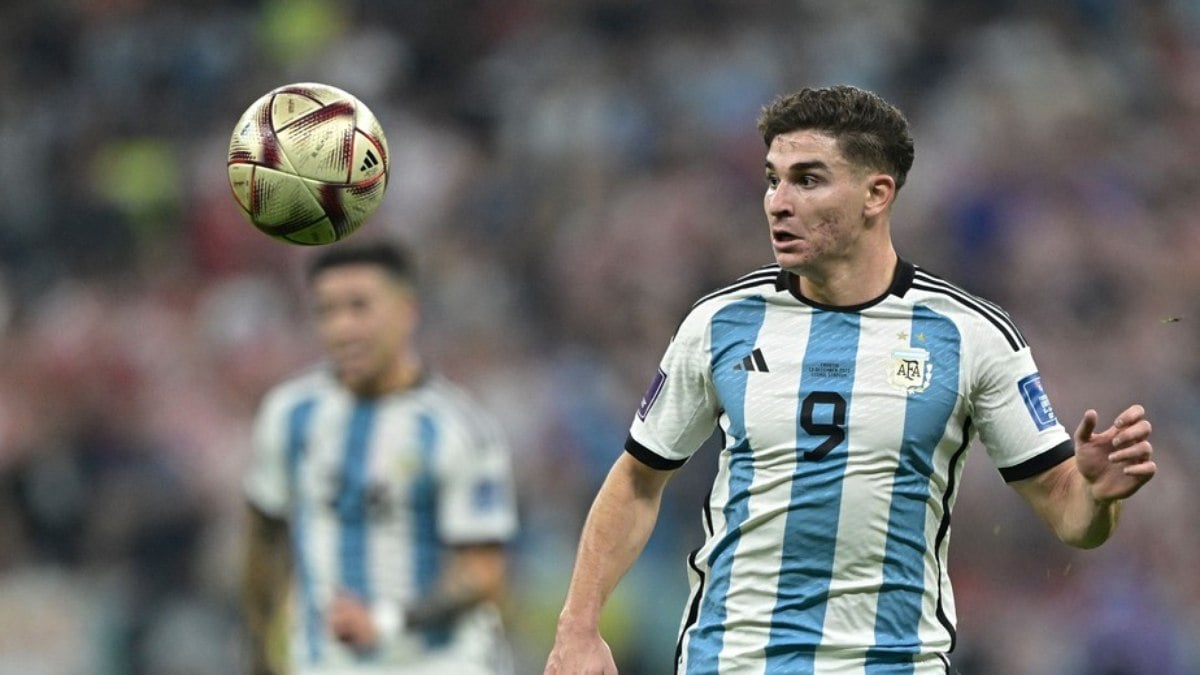 Julián Álvarez irá defender a seleção da argentina em Paris