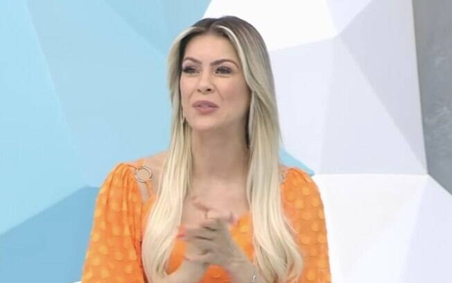 Renata Fan exalta classificação do Fortaleza, mas pondera: 'Agora tem que pensar no Brasileirão'