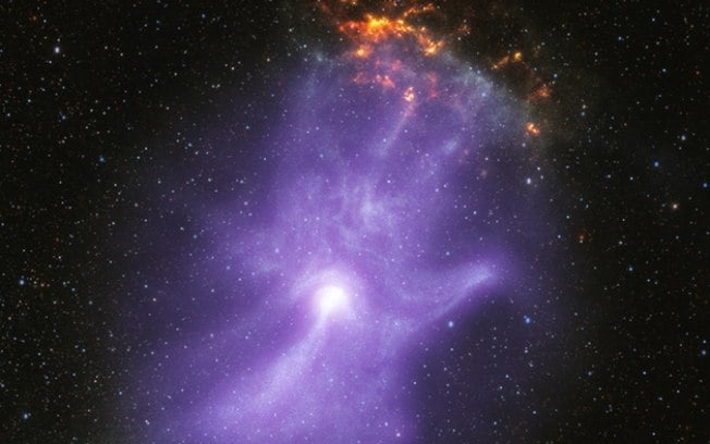 Telescópio da NASA tira foto de pulsar e seus jatos de partículas