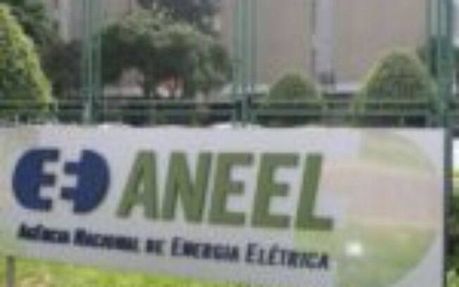 Aneel limita dividendos de distribuidoras de energia incluindo Cemig e CEB