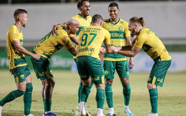 Cuiabá vira pra cima do Mixto e vence o clássico pelo Mato-grossense