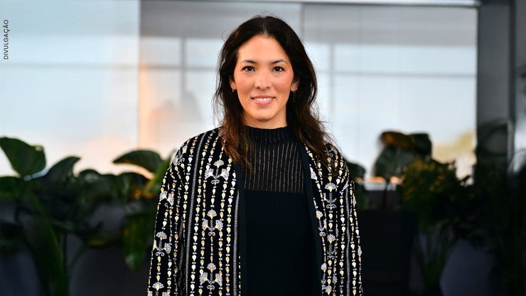 Liderança feminina avança, mas funil ainda estreita no topo
