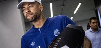 Quanto custa a caixa de som que o Neymar carrega para todo lado?