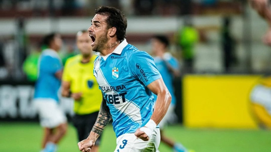 Felipe Vizeu fez o gol da vitória do Sporting Cristal na estreia da Libertadores