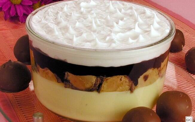 Torta de Sonho de Valsa® com merengue: sobremesa irresistível e prática