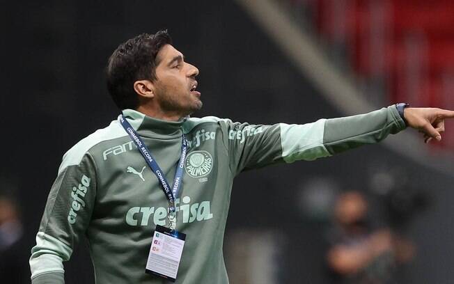 Palmeiras perde mais uma nos pênaltis, e Defensa y ...
