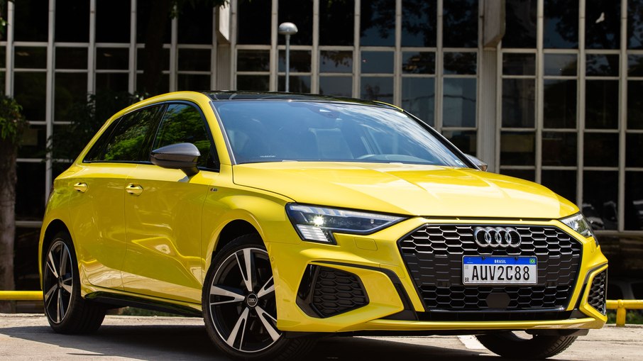 Audi A3 é um dos poucos veículos oferecidos no Brasil na cor amarela