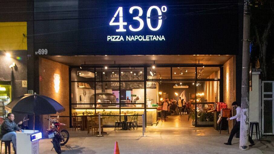Franquia de uma marca fundada em 2017, em Jundiaí, a unidade guarulhense da Pizzaria 430 Gradi foi aberta pouco antes da pandemia de coronavírus.