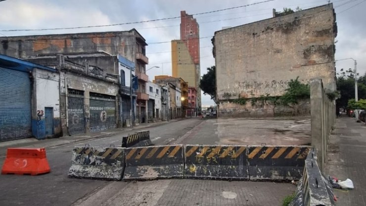 Cracol%C3%A2ndiaamanhece%20vazia%3B%20prefeito%20de%20S%C3%A3o%20Paulo%20se%20diz%20surpreso