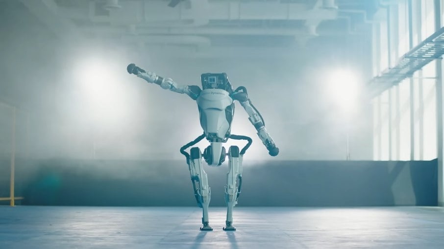Robô Atlas é aposentado após 11 anos