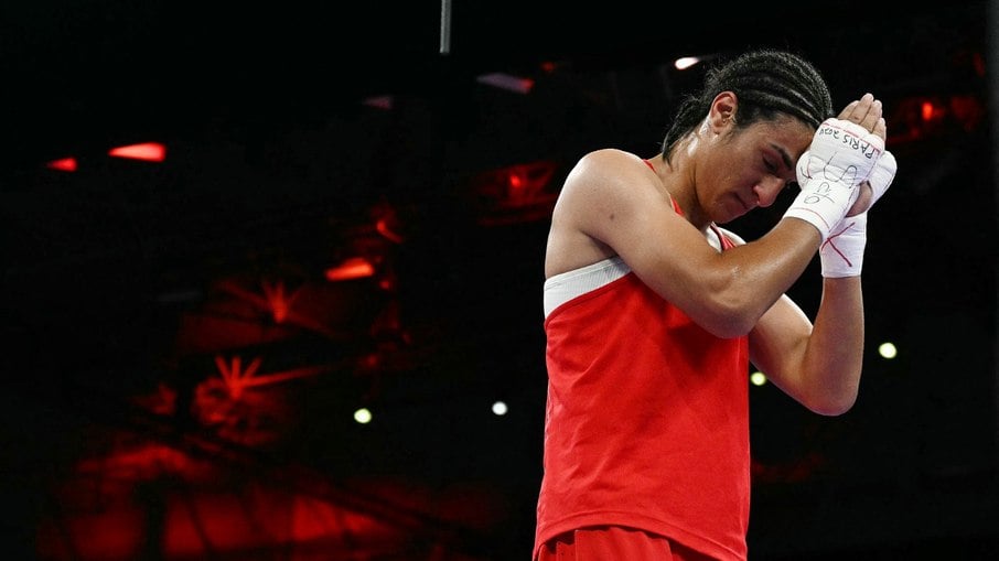 Imane Khelif conquista medalha de ouro no boxe dos Jogos Olímpicos de Paris