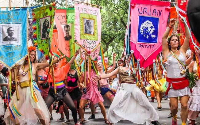 Cordão do Boitatá é um dos destaques do carnaval do Rio de Janeiro deste domingo (11)