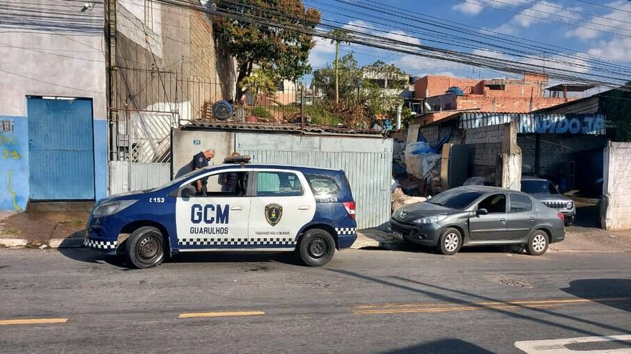 Dois proprietários de um depósito de ferro-velho vão responder por receptação. Dois proprietários de um depósito de ferro-velho vão responder por receptação.