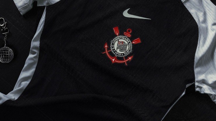 Fim de era? Corinthians está perto de trocar a Nike pela Adidas