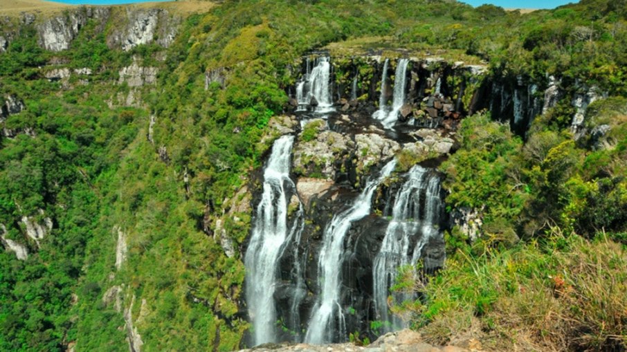 Cânion Fortaleza, no Parque Nacional da Serra Geral Cânion Fortaleza, no Parque Nacional da Serra Geral