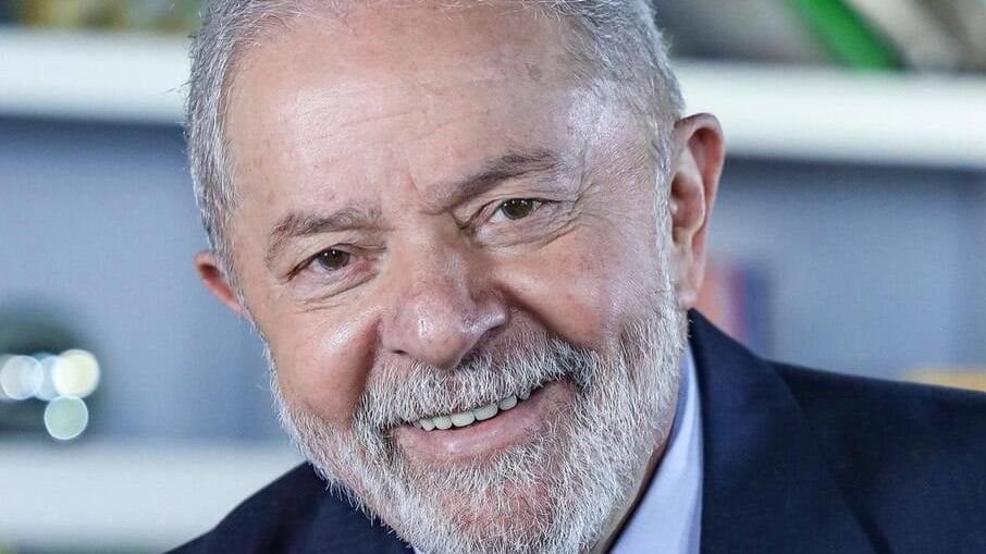 Lula tomará posse em 1° de janeiro do ano que vem