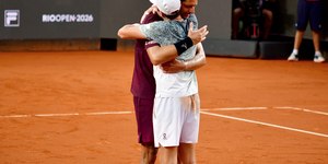 João Fonseca e Marcelo Melo vencem título de duplas do Rio Open
