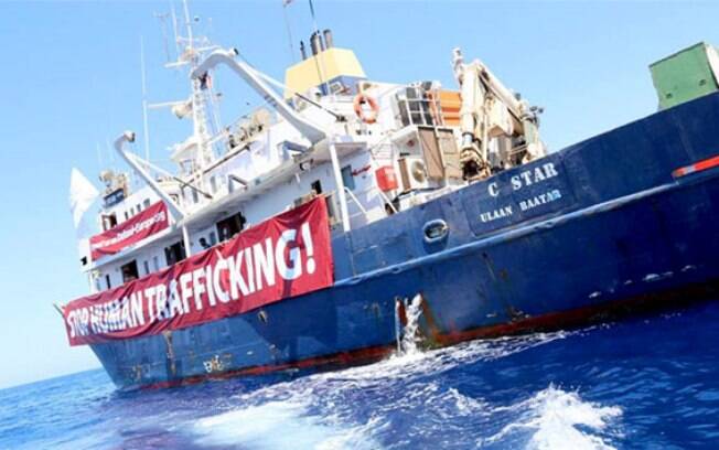 Embarcação contra imigrantes é financiada por grupos de extrema-direita da Europa