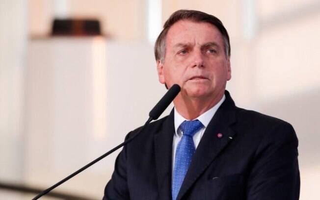 Bolsonaro nega compra de doses da Coronavac Bolsonaro nega compra de doses da Coronavac