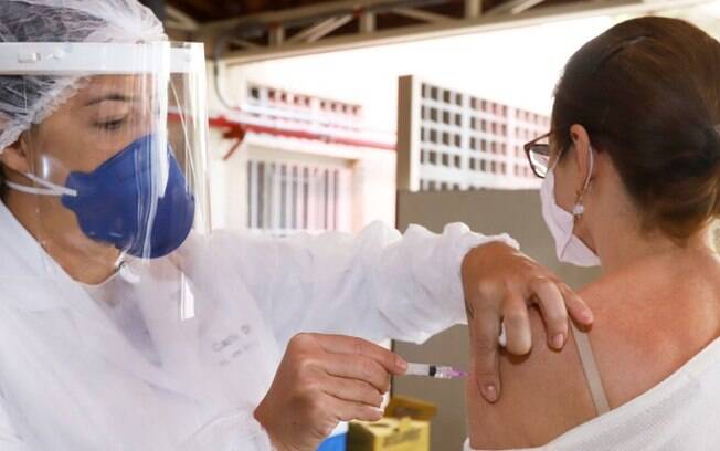 Campinas amplia vacinação contra a covid-19 para maiores de 50 anos