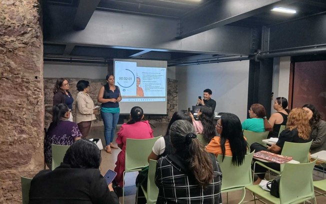 FavEla Empoder@ inicia capacitação de 263 mulheres