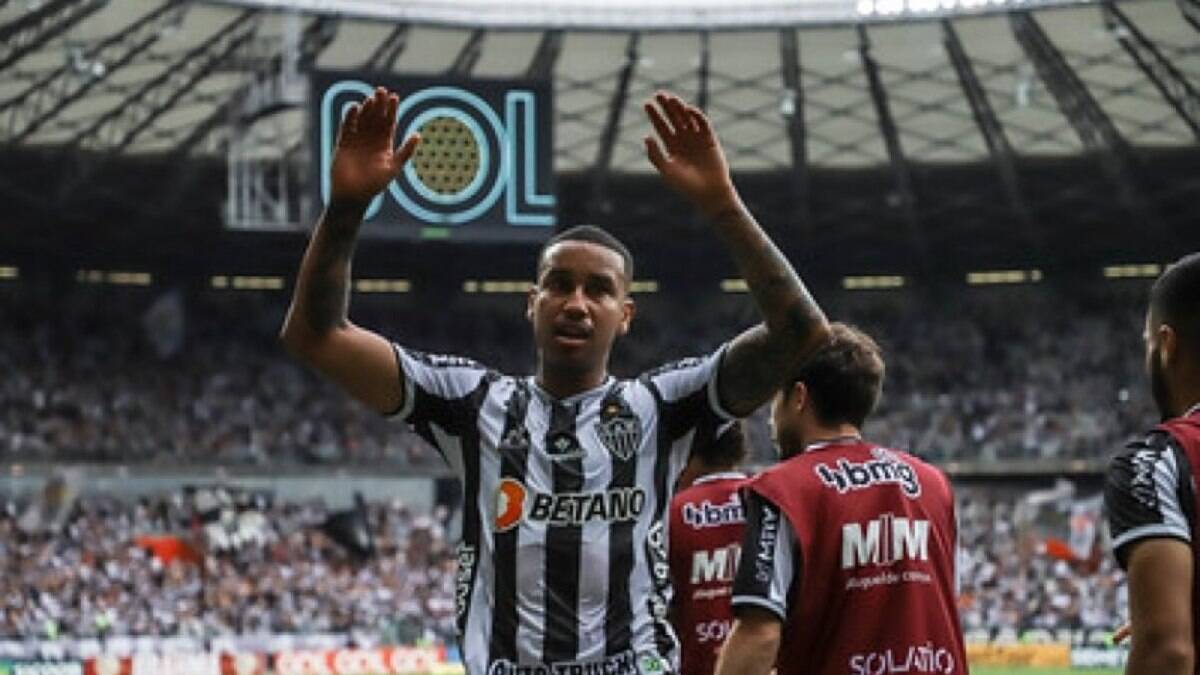 Jair 'empilha' títulos no Atlético-MG, fala em Seleção Brasileira, mas tem foco total no clube