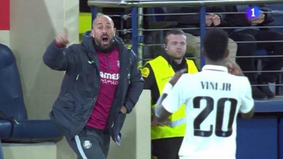 Vinícius Jr. e Pepe Reina já tiveram discussão durante partida