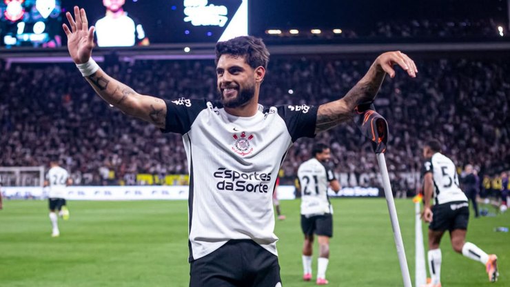 Com golaço de Memphis e dois de Yuri, Corinthians vence Majestoso